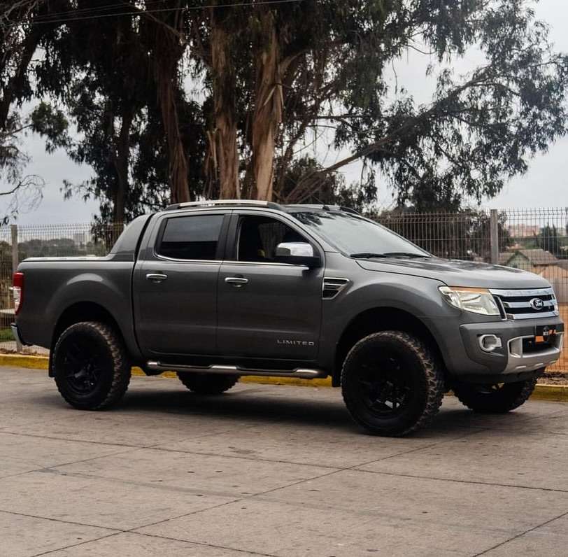 FORD RANGER 2.5 LIMITED 4X2 2015