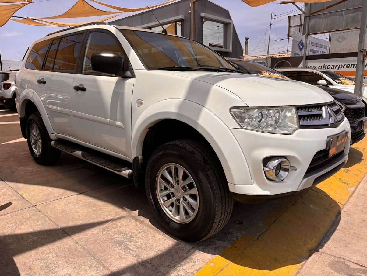 MITSUBISHI MONTERO SPORT 2.4 AUT DIESEL 2014