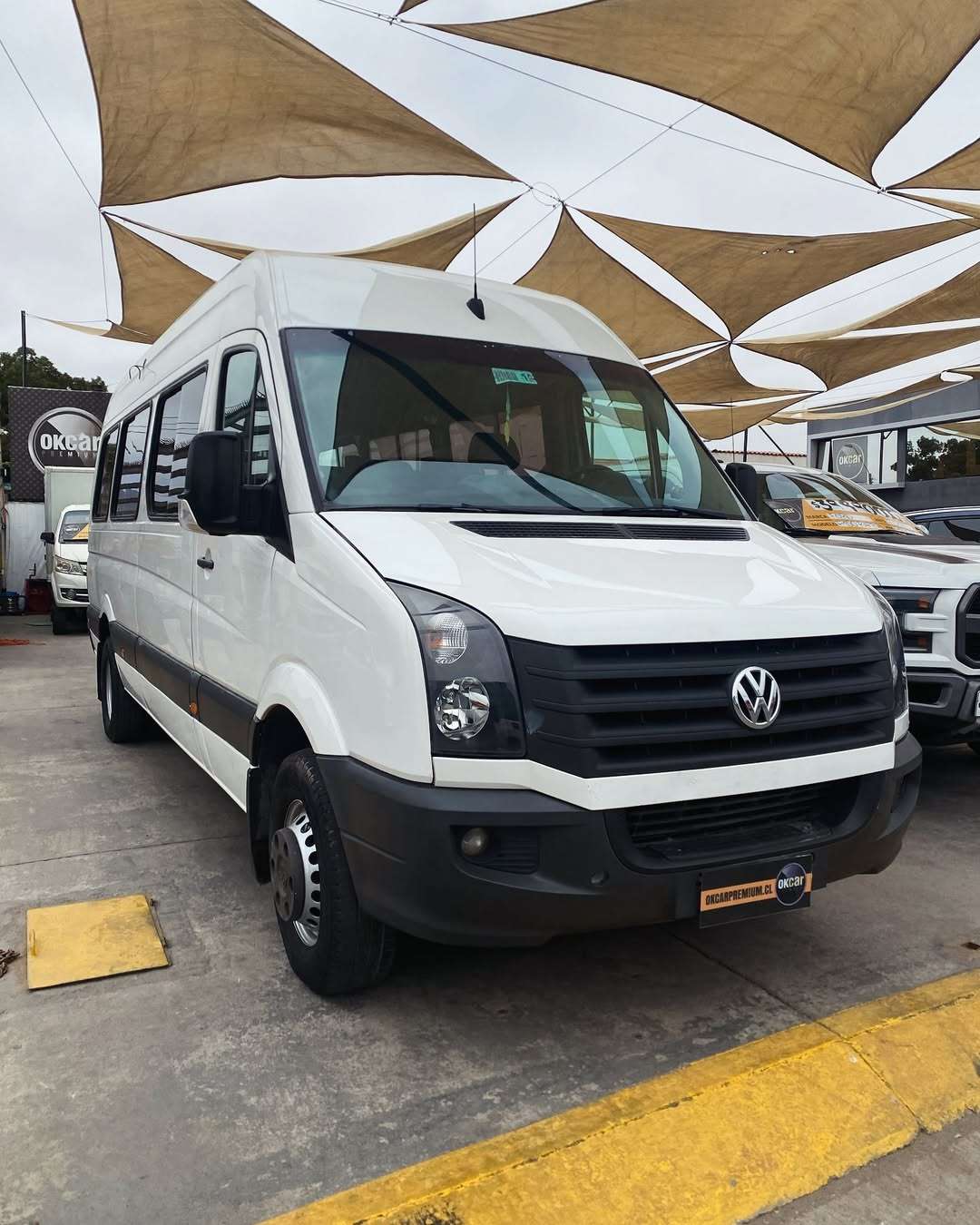 VOLKSWAGEN CRAFTER PRO 2.0 19+1  MT DIESEL 2014